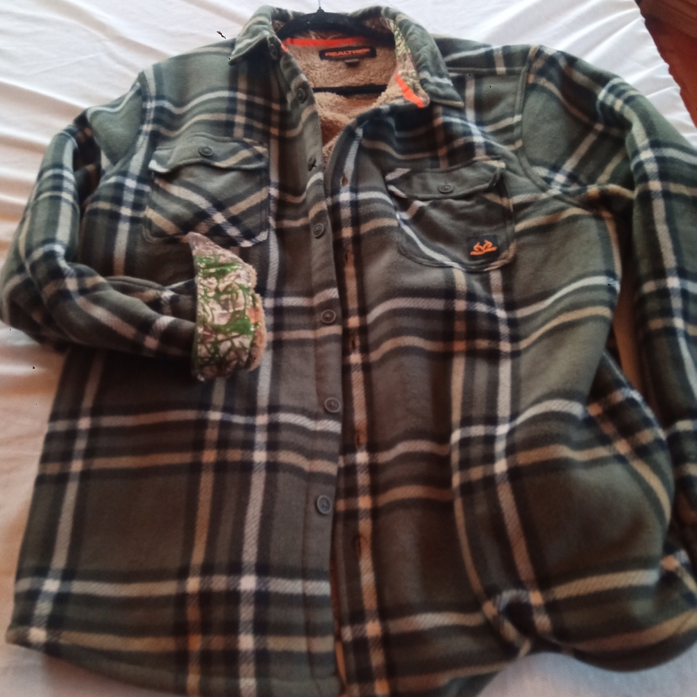Realtree Shacket